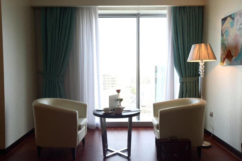 Gokulam Park Doha Hotel Kültér fotó