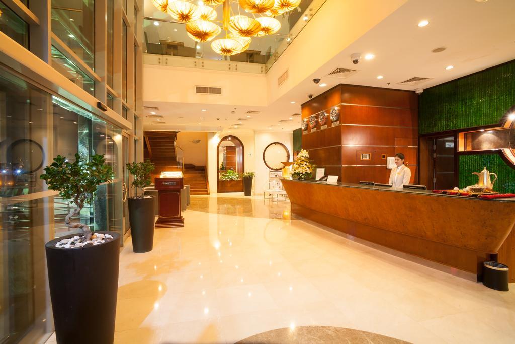 Gokulam Park Doha Hotel Kültér fotó
