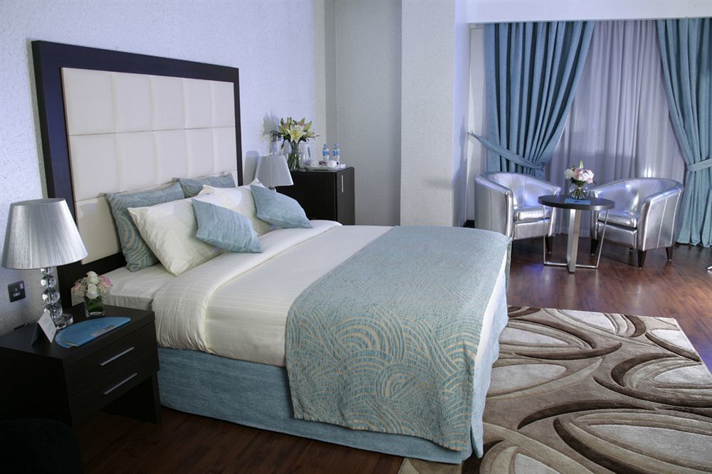 Gokulam Park Doha Hotel Kültér fotó