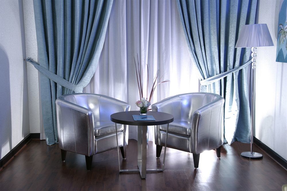 Gokulam Park Doha Hotel Kültér fotó