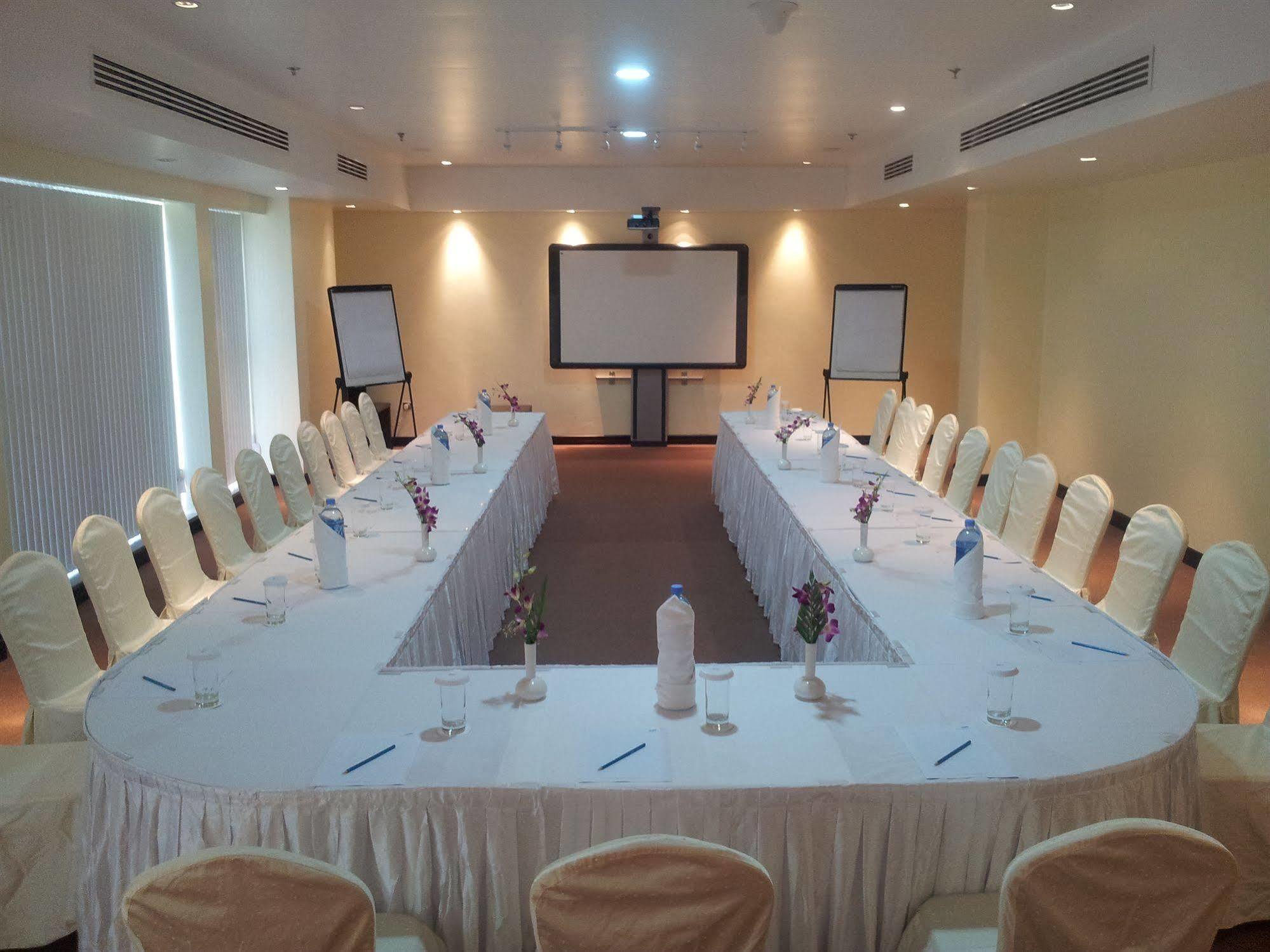 Gokulam Park Doha Hotel Üzleti fotó