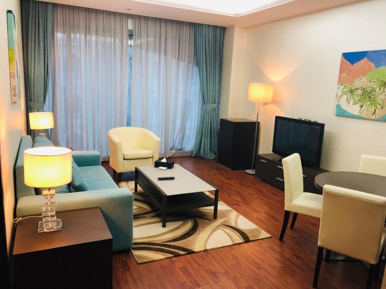 Gokulam Park Doha Hotel Kültér fotó